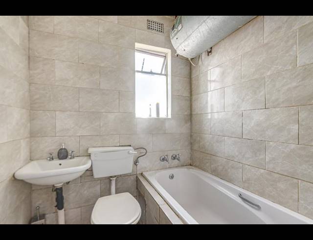 2 BEDROOM APARTMENT FOR SALE IN FLEURHOF